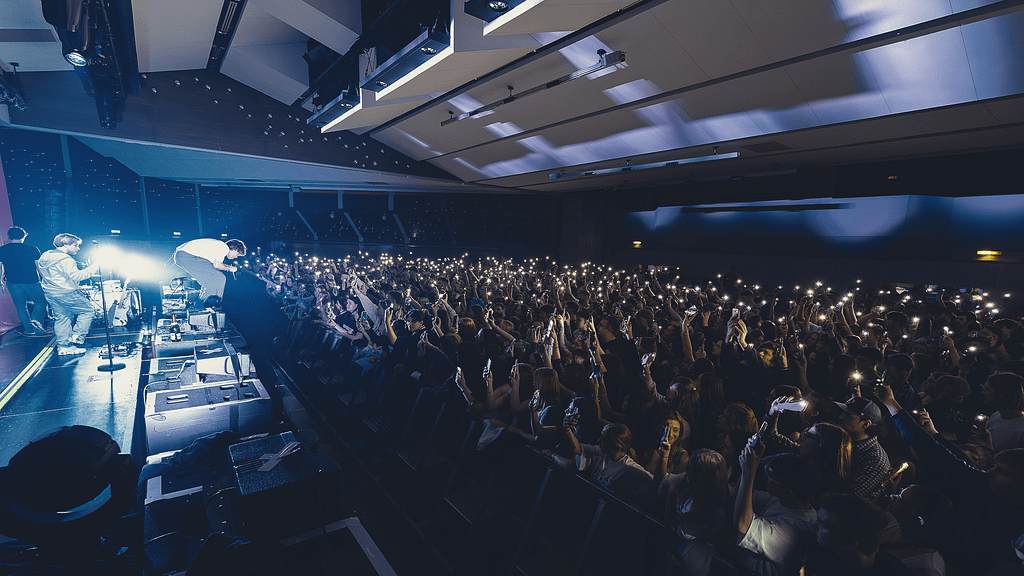 ZARTMANN - STADTHALLE, BAUNATAL © Luke B. Photography