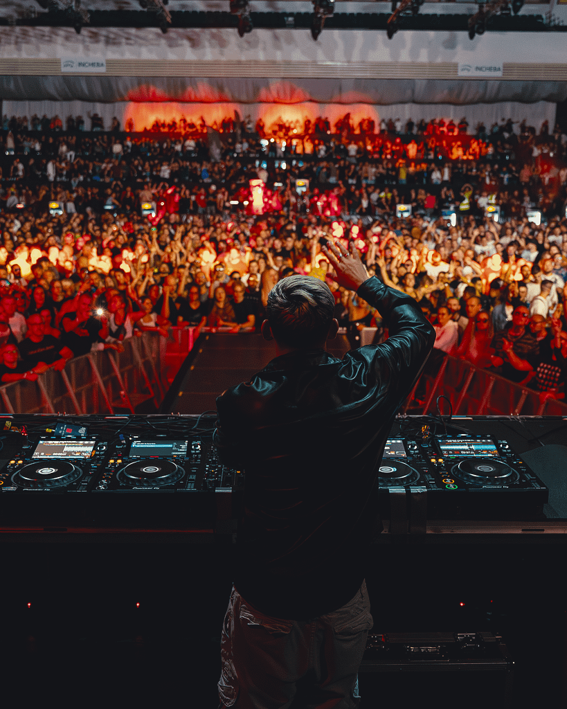 DENIZ BUL at BORIS BREJCHA IN CONCERT - BRATISLAVA © Luke B. Photography